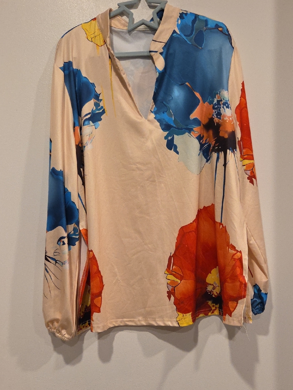 Floral V-Neck Long Sleeve Women's Pants And Top Set-Cream with Blue Blooms